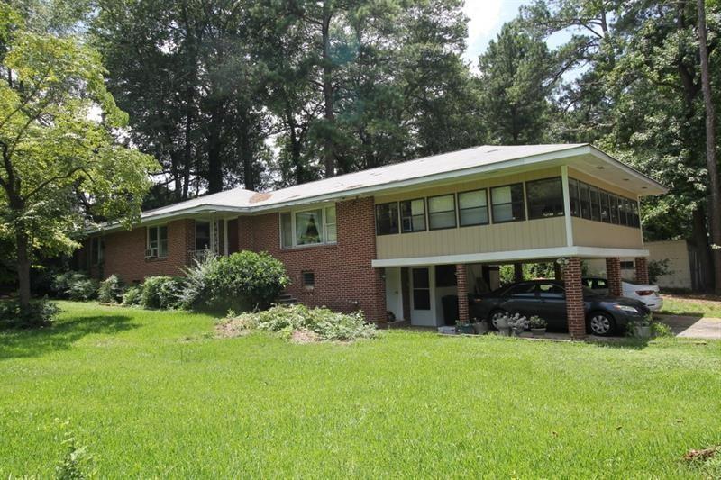 3225 SE Lamar Cir., Smyrna, GA 30082