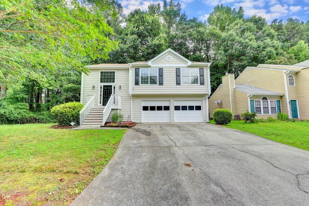2295 Glynmoore Dr., Lawrenceville, GA 30043