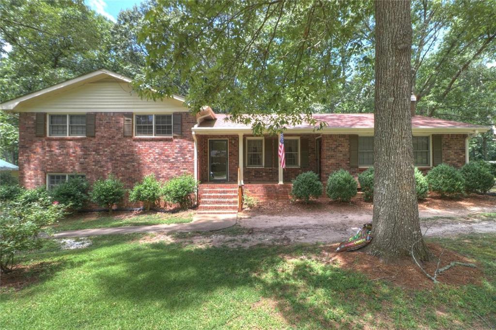 4651 S Seminole Dr., Douglasville, GA 30135