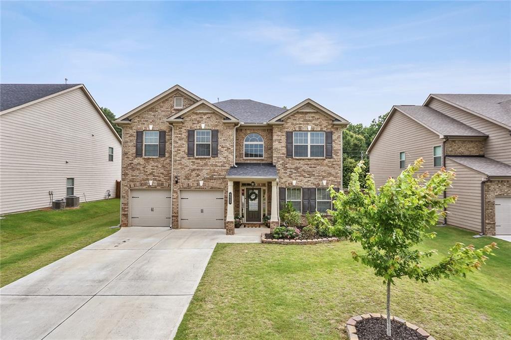 4565 Mossbrook Cir., Alpharetta, GA 30004