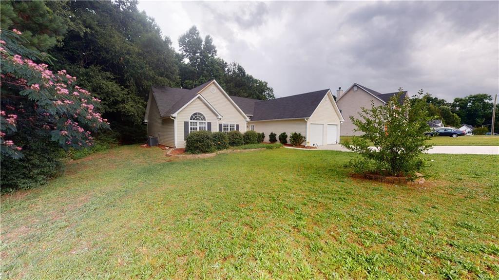 4947 Martin Farms Dr., Powder Springs, GA 30127