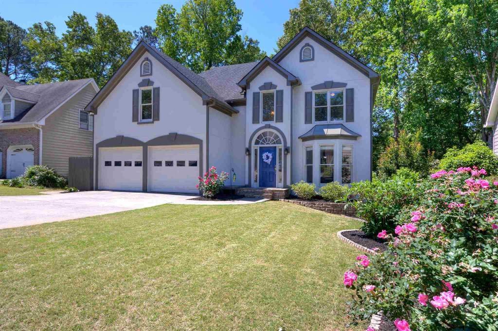 407 Middle Valley Ln., Woodstock, GA 30189