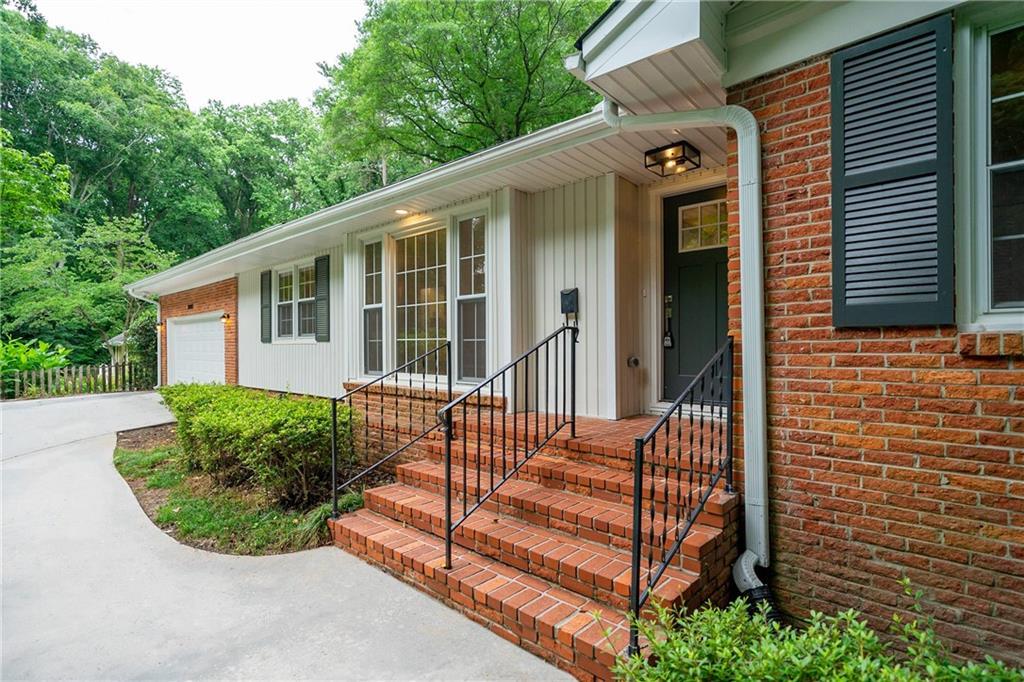 1980 English Ln., College Park, GA 30337