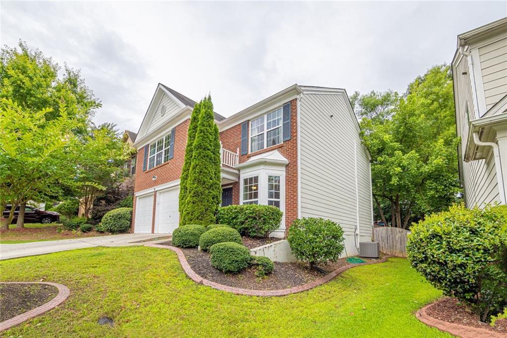 911 Dooney Dr., Woodstock, GA 30188