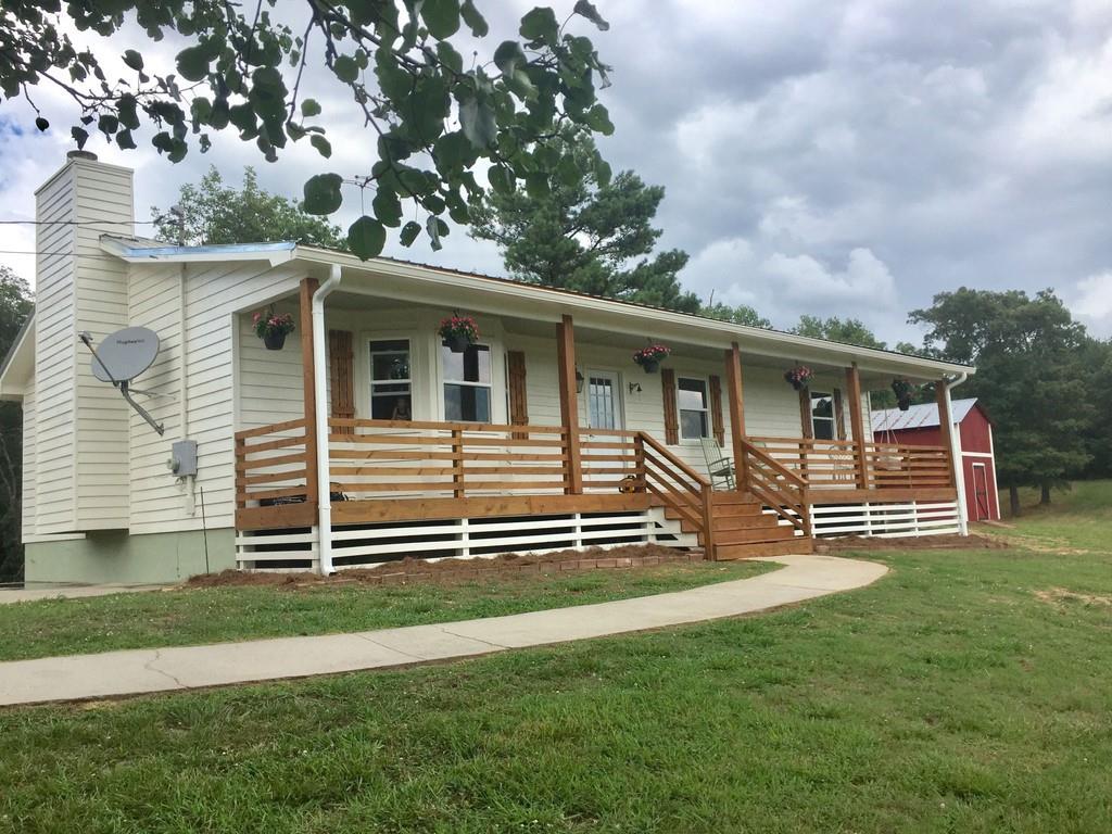 52 Hobgood Rd., Rydal, GA 30171