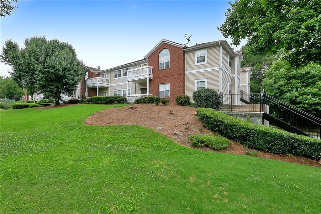 4243 Orchard Grove, Stone Mountain, GA 30083