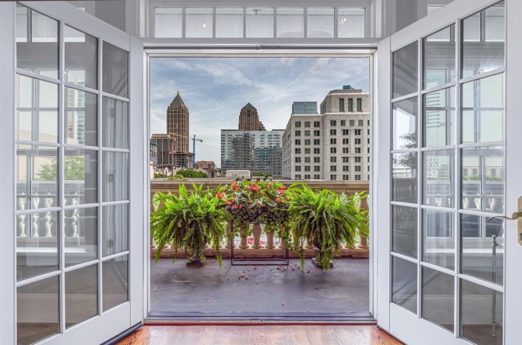77 Peachtree Pl. #605, Atlanta, GA 30309