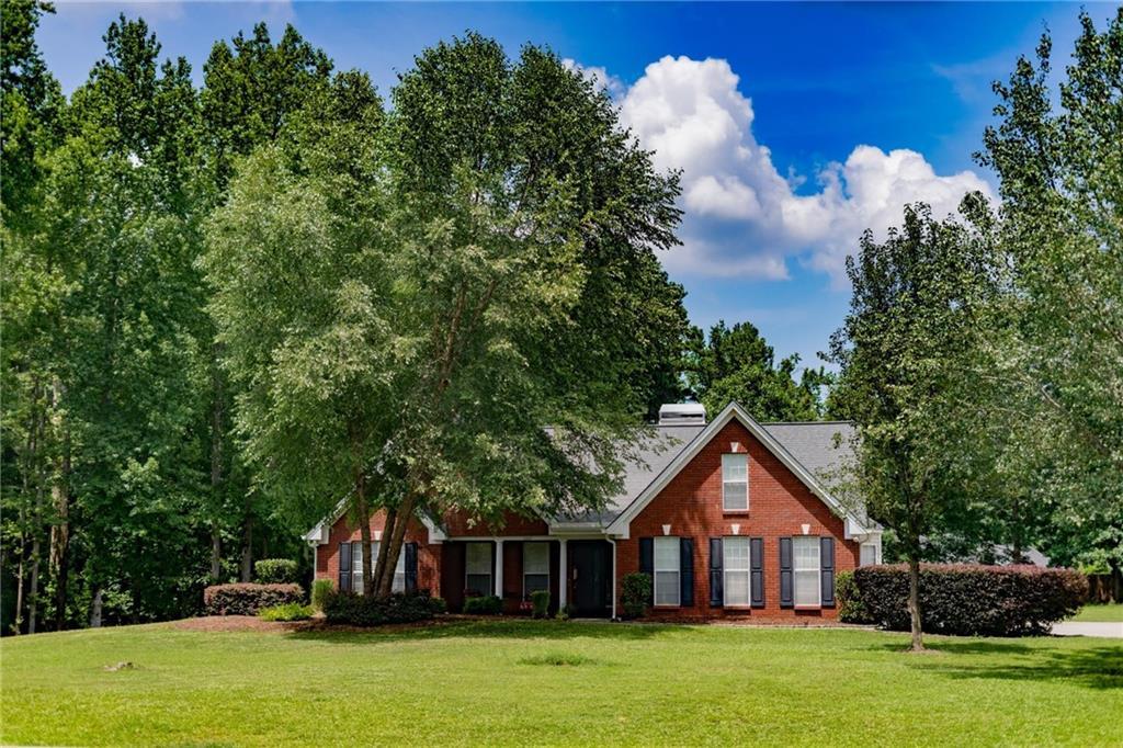 2835 Tig Knight Rd., Loganville, GA 30052