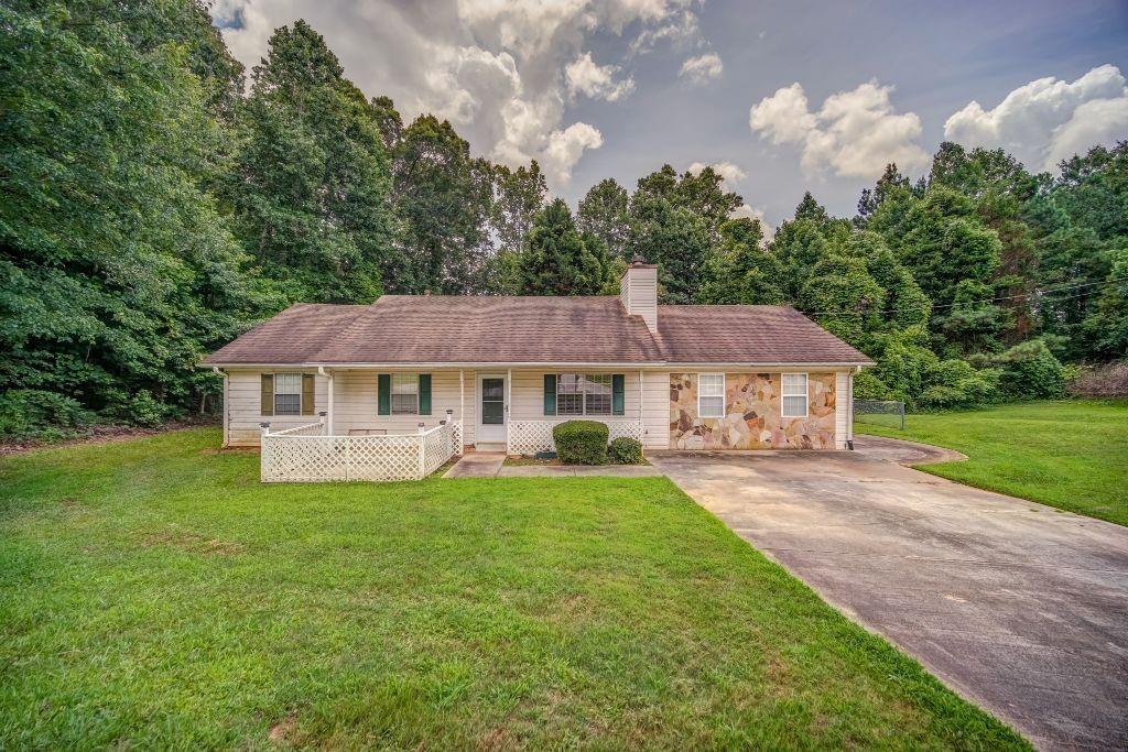 8747 Brandon Way, Winston, GA 30187