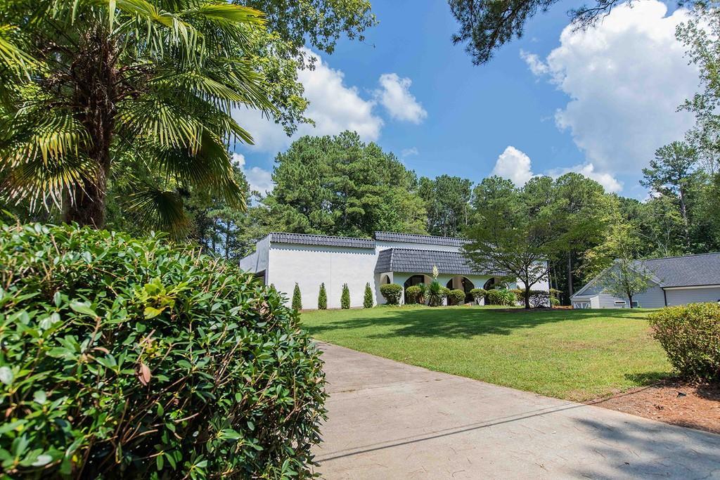 145 Camp Dr., Carrollton, GA 30117