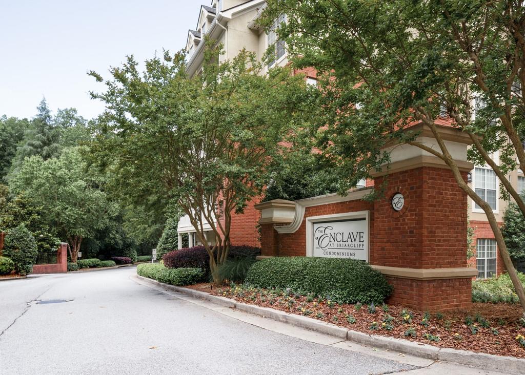 1220 Westchester Ridge, Brookhaven, GA 30329