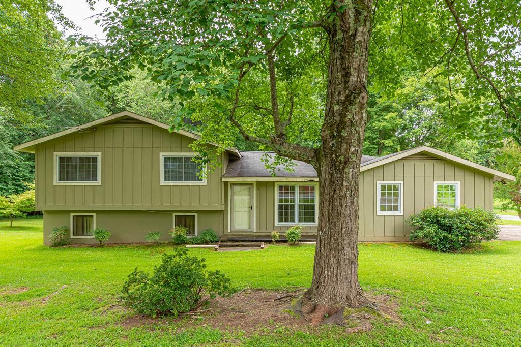 6825 Oakland Dr., Douglasville, GA 30135