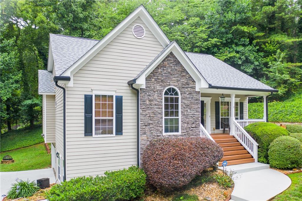 3240 Crestview Dr., Cumming, GA 30041