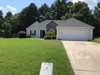 4315 Lexington Ridge Dr., Loganville, GA 30052
