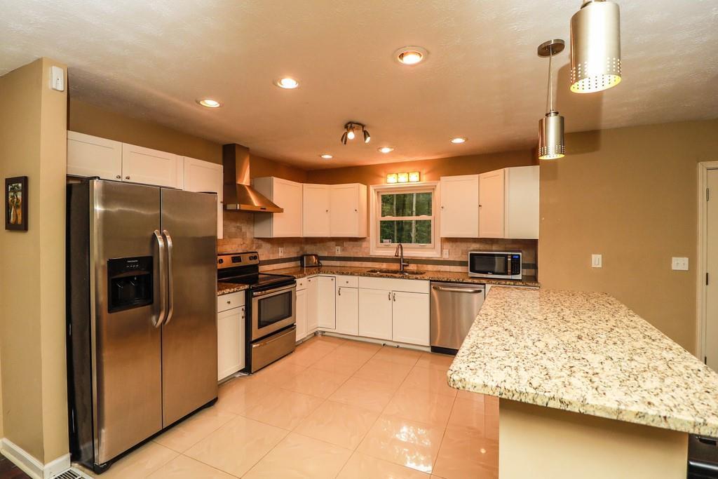 4025 Casa Verde Dr., Atlanta, GA 30349