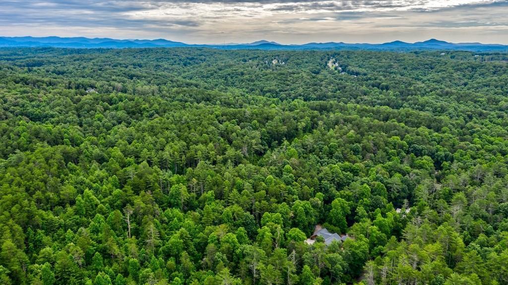 Rainmore Dr., Dahlonega, GA 30533