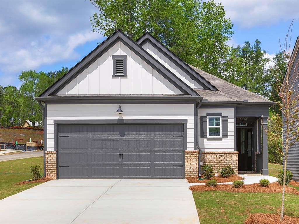 5780 Screech Owl Dr., Flowery Branch, GA 30542