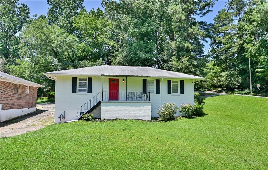 2433 Fallview Ter., East Point, GA 30344