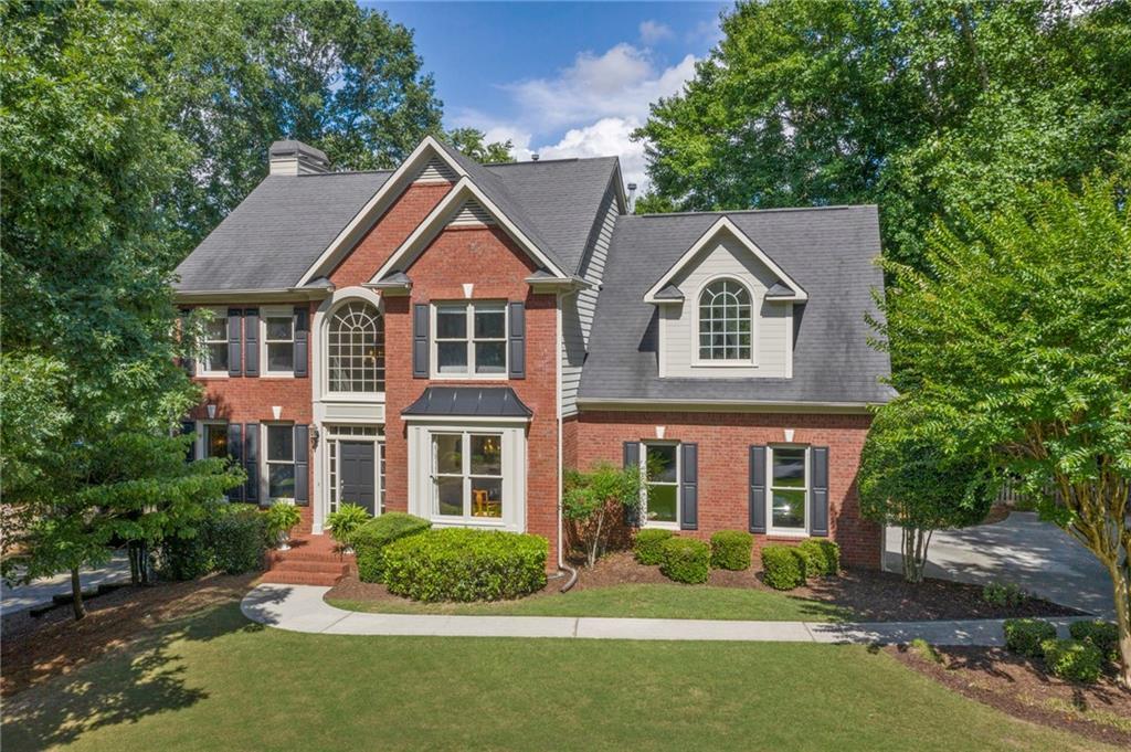 720 Lakeglen Dr., Suwanee, GA 30024