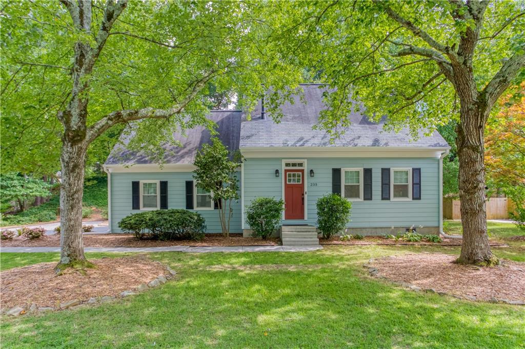 235 Park Bridge Ln., Roswell, GA 30075