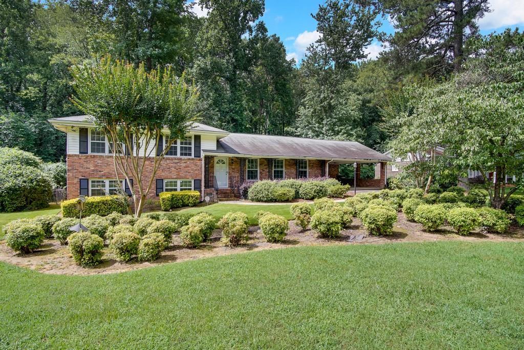 2801 Riderwood Dr., Decatur, GA 30033