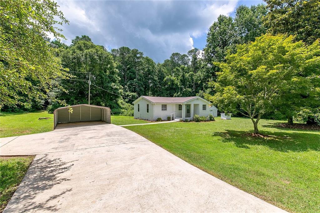 1295 Tom Miller Rd., Bethlehem, GA 30620
