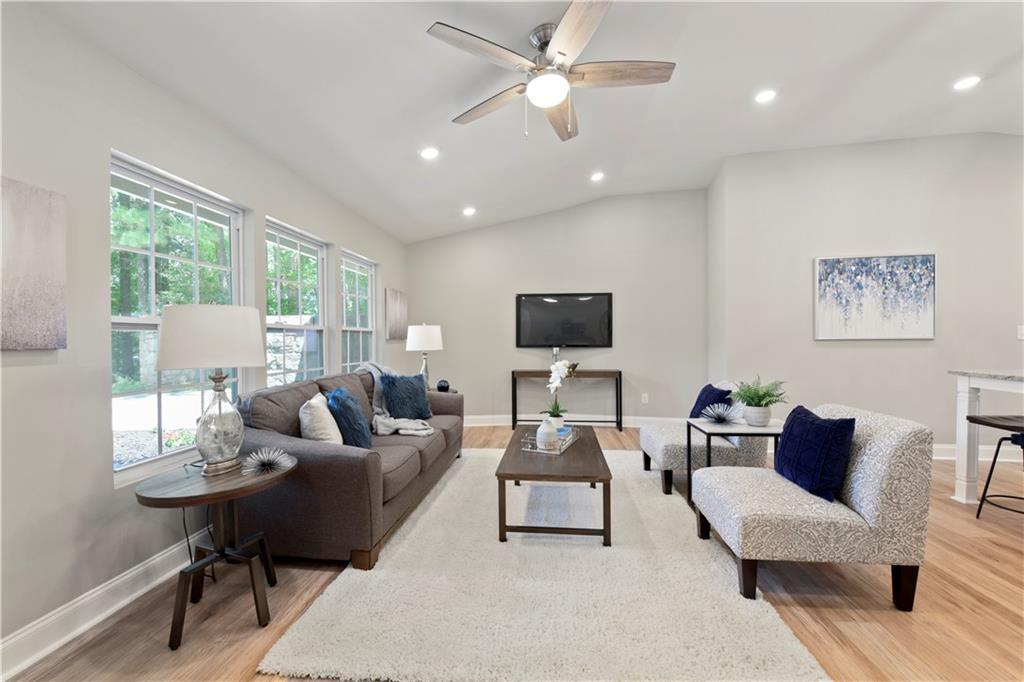 4274 Palm Springs Dr., Atlanta, GA 30344
