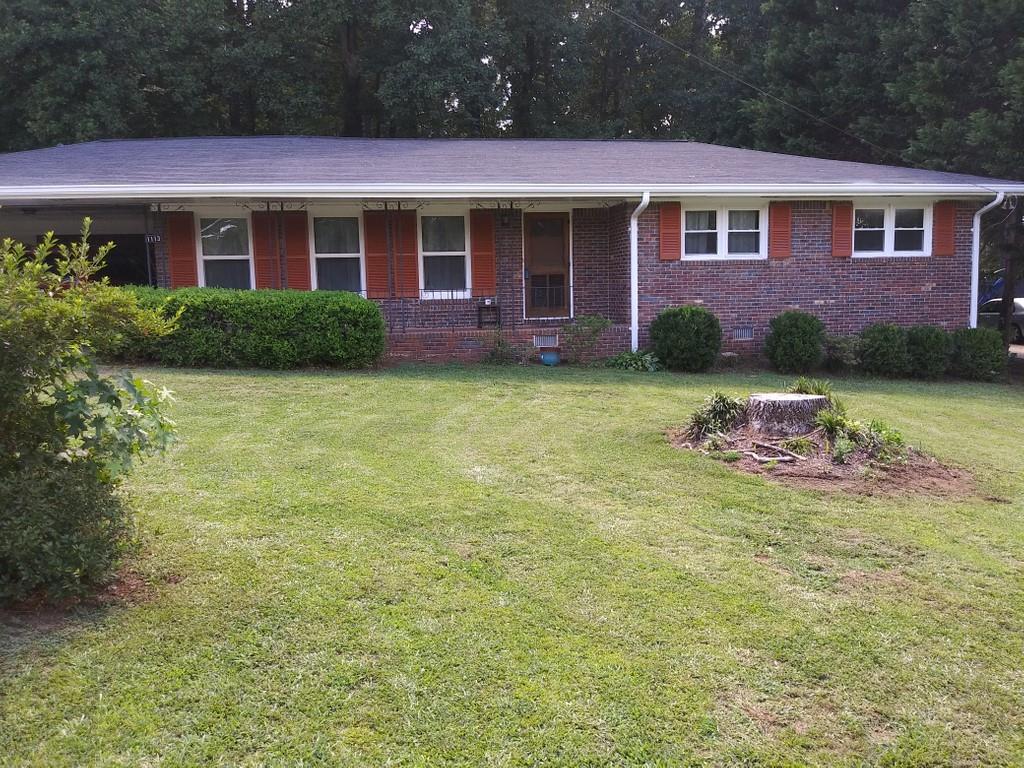 1113 Lanford Cir., Lilburn, GA 30047