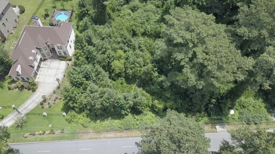 2040 Niskey Lake Rd., Atlanta, GA 30331