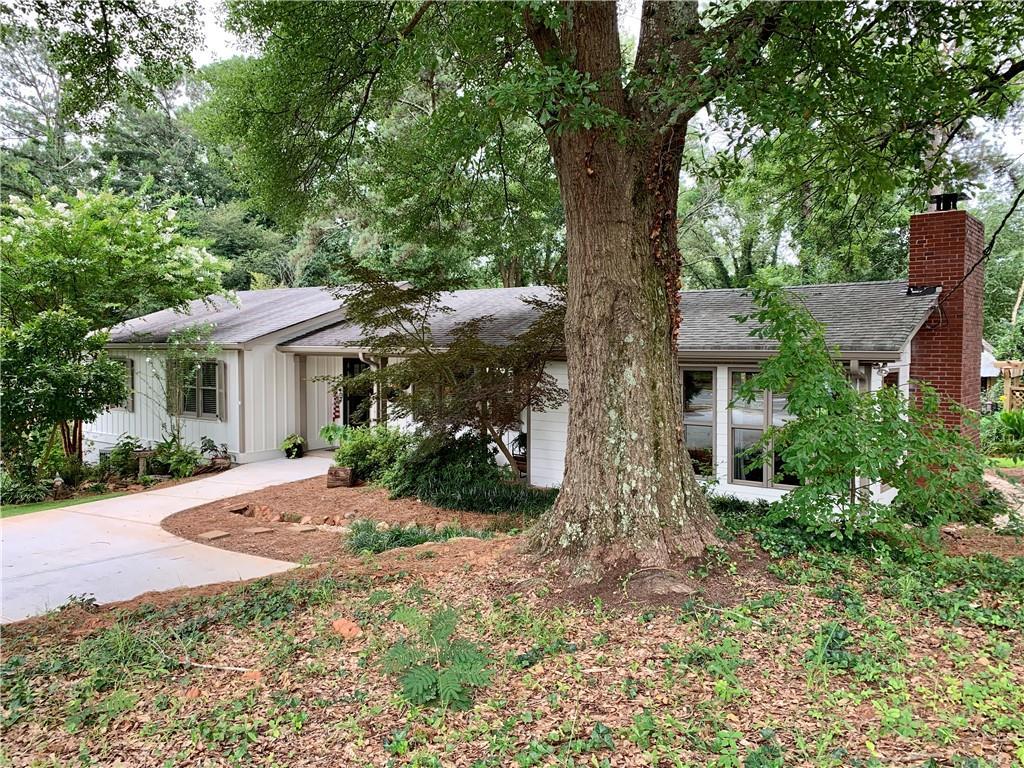 94 Shallowford Rd., Kennesaw, GA 30144