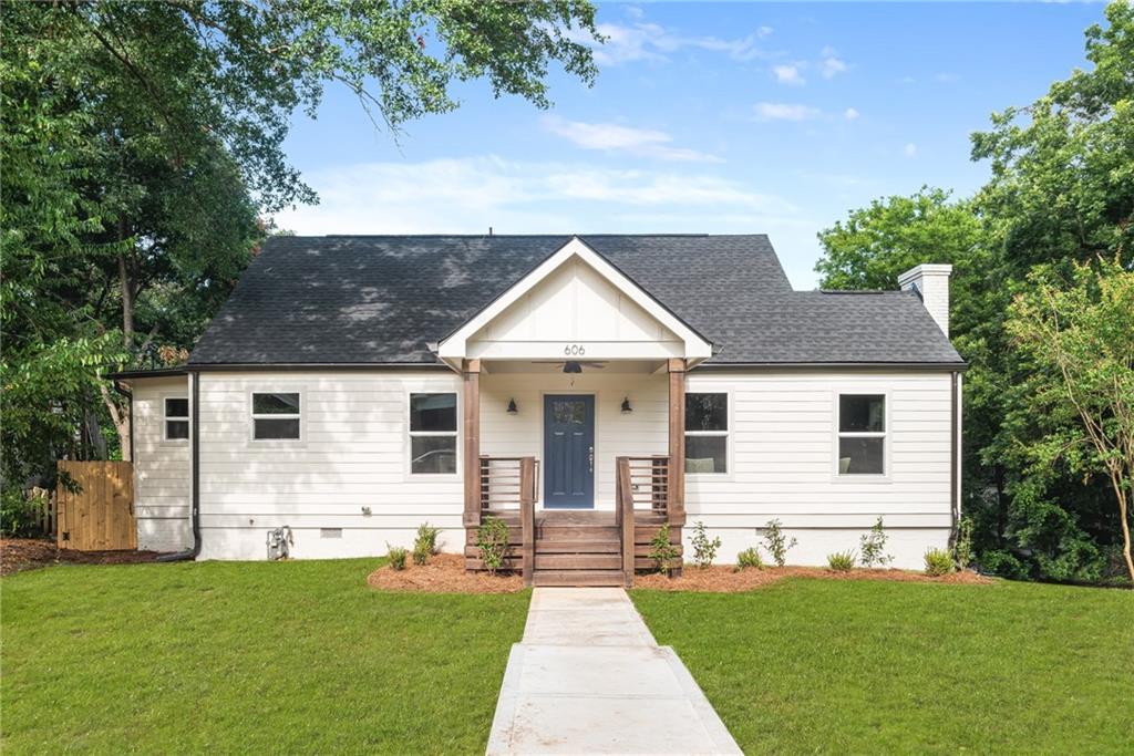 606 Stokeswood Ave., Atlanta, GA 30316