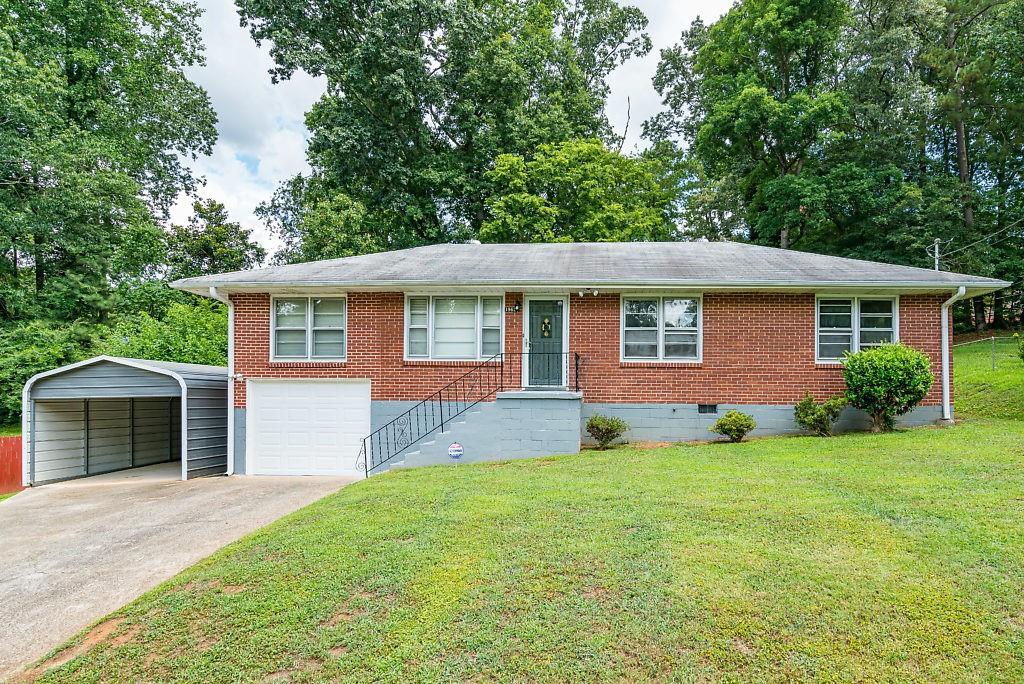 1962 Brenda Dr., Austell, GA 30168