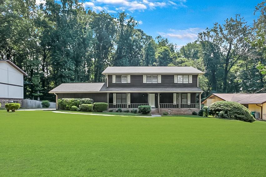 1352 Hidden Hills Pkwy., Stone Mountain, GA 30088