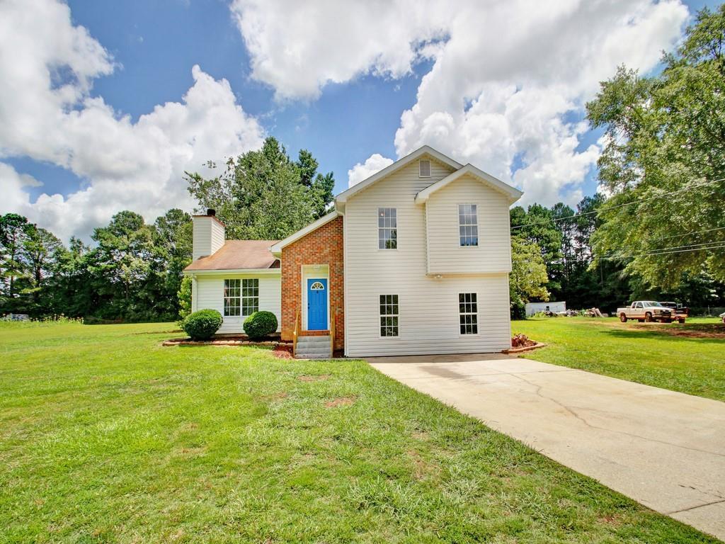 150 Ingrams Ln., Locust Grove, GA 30273