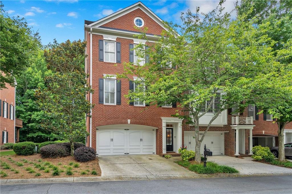 4401 Village Green Dr., Roswell, GA 30075