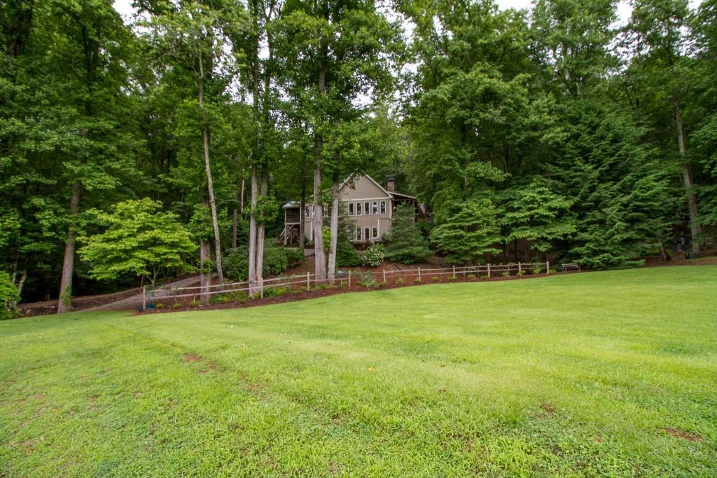 610 Hester Valley Rd., Cleveland, GA 30528