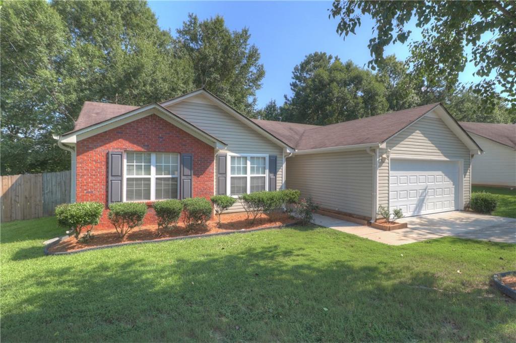 312 Kellys Walk, Locust Grove, GA 30248