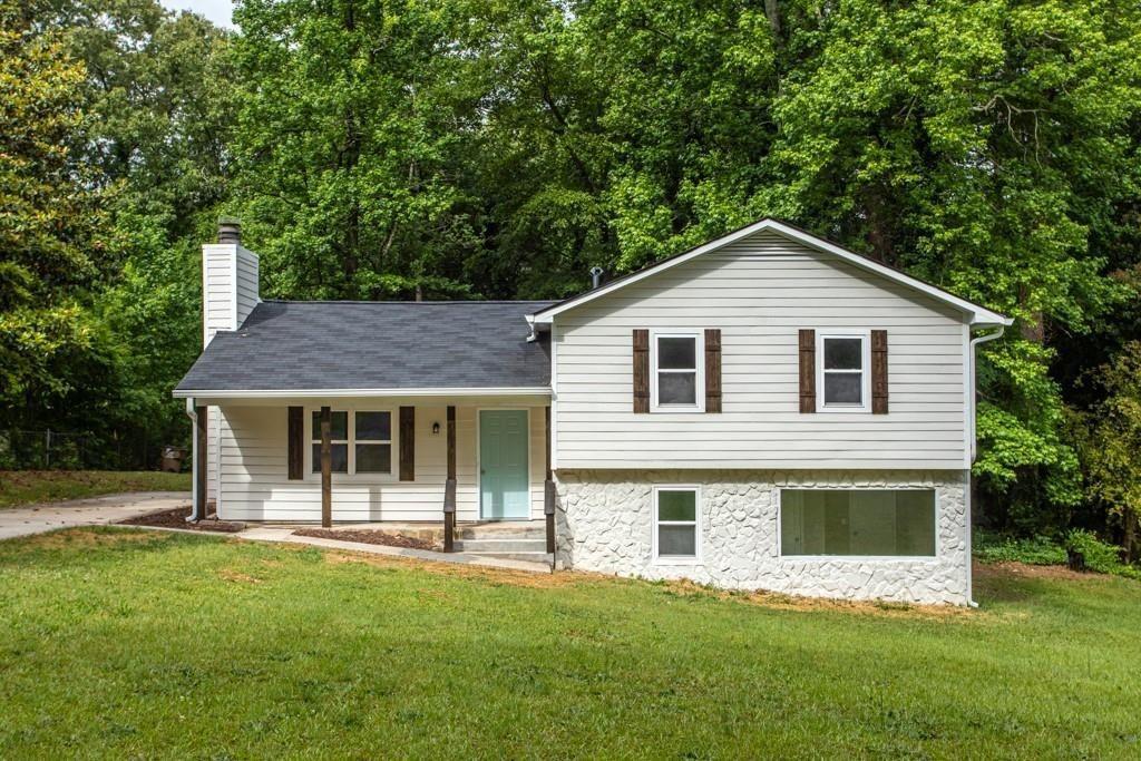 1449 Ridgewood Pl., Lawrenceville, GA 30043