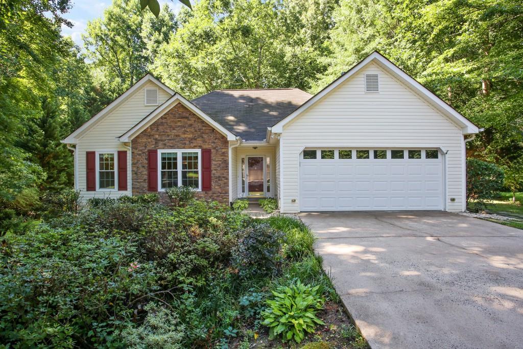 5825 Shannon Dr., Cumming, GA 30040