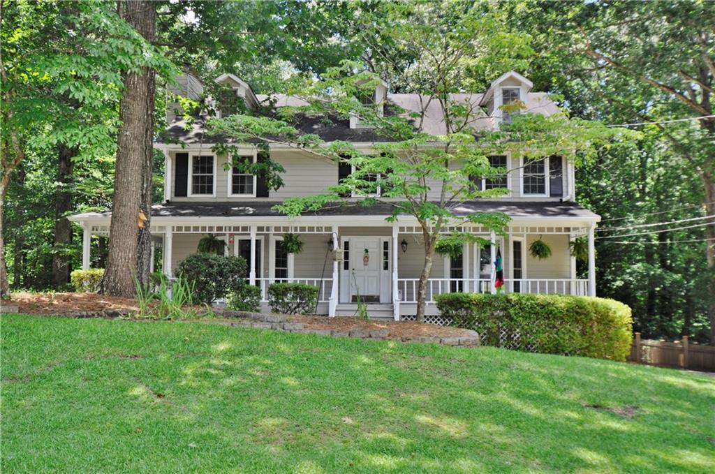 1779 Blackwillow Dr., Marietta, GA 30066