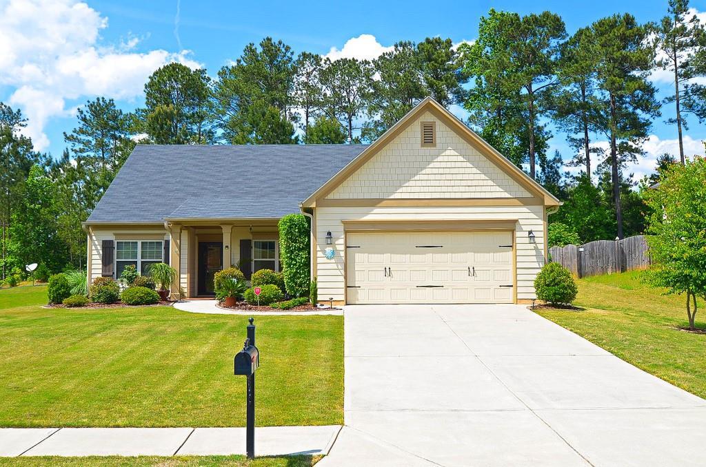 499 Oak Glen Dr., Dallas, GA 30132