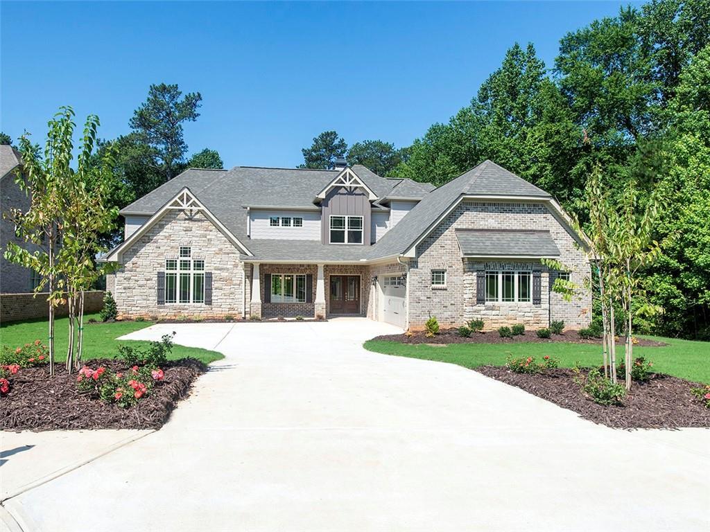 1099 Eagles Brooke Dr., Locust Grove, GA 30248