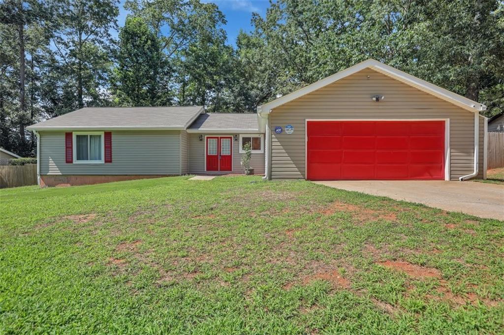 6706 Knollwood Cir., Douglasville, GA 30135