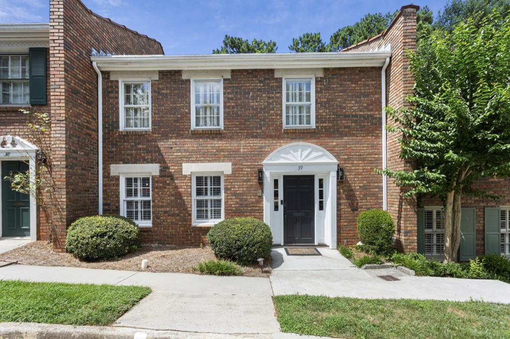 70 Old Ivy Rd. #39, Atlanta, GA 30342