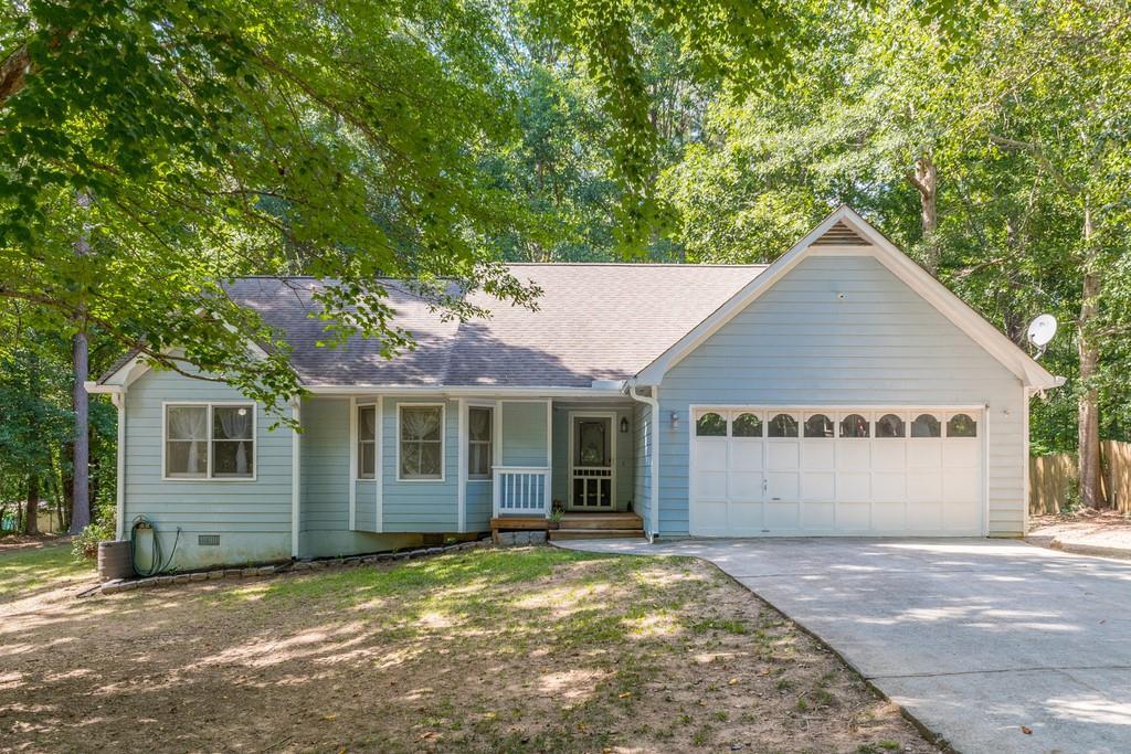1325 Smokerise Ln., Auburn, GA 30011