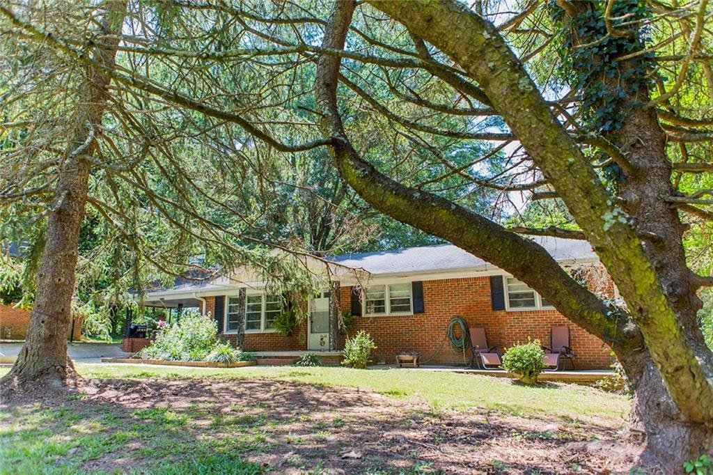 4925 Calhoun Rd., Adairsville, GA 30103