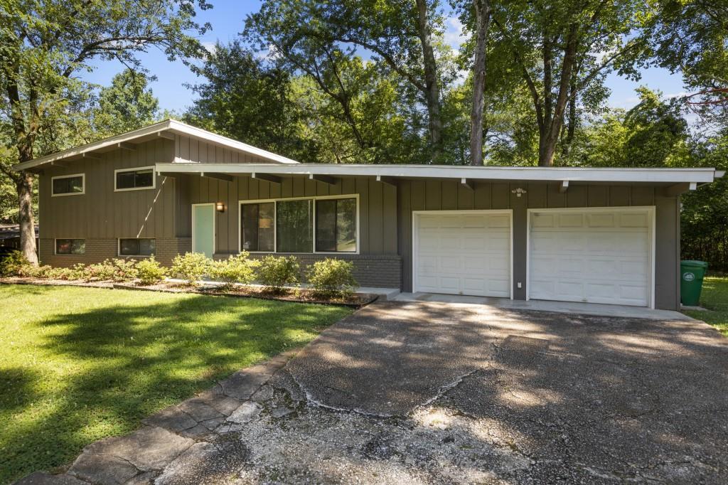 3535 Regalwoods Dr., Doraville, GA 30340