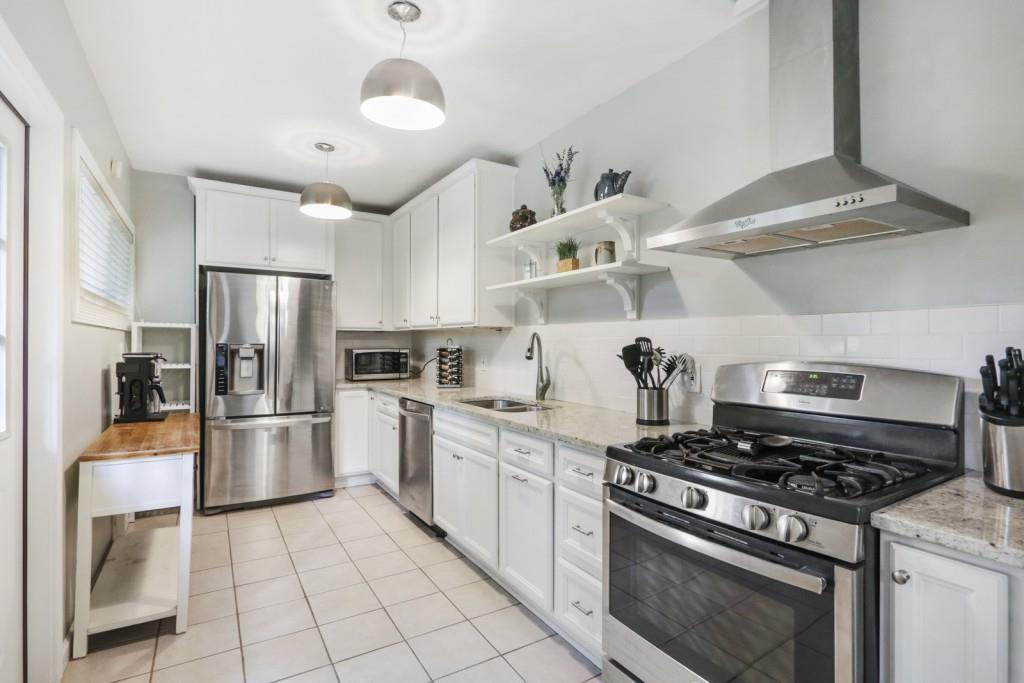 5087 Crowe Dr., Smyrna, GA 30082