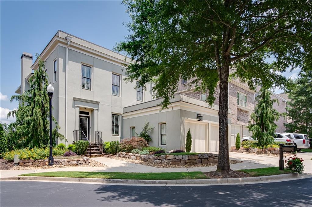 535 Willow Oak Way, Roswell, GA 30076