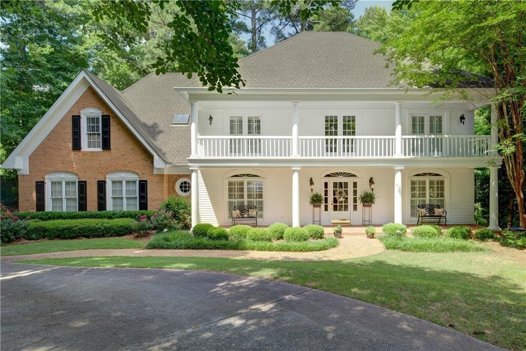 1626 Flyway Ct., Marietta, GA 30068